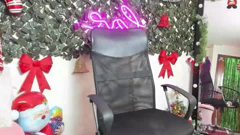 samantaortiz_ online show from December 16, 2025, 6:57 pm