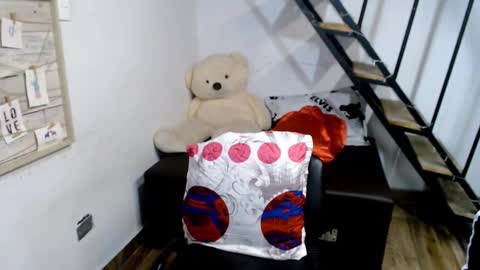 samantha online show from February 16, 2025, 3:04 am