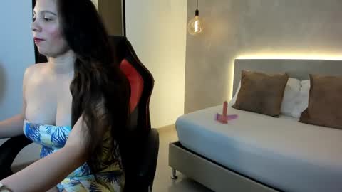 S A M A N T H A online show from September 25, 2025, 2:37 am