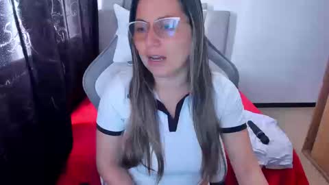 Samantha  online show from September 11, 2025, 2:06 pm