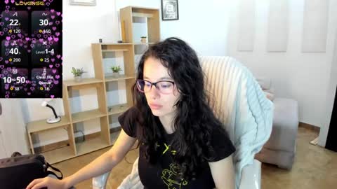 samantha_blow online show from September 18, 2025, 4:03 am