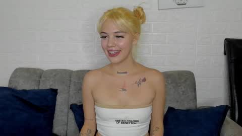Snapshot of samantha_browwnn chatting on January 27, 2025, 1:05 am samantha_browwnn online show from January 27, 2025, 1:05 am