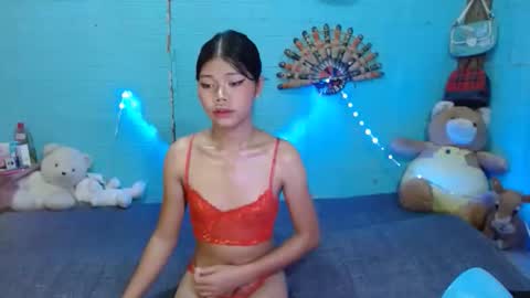 samantha_clariss online show from October 8, 2025, 4:43 am