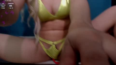 Snapshot of samantha_cp_ chatting on January 27, 2025, 9:22 pm Sammy online show from January 27, 2025, 9:22 pm