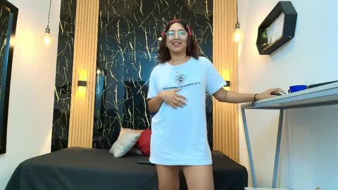    online show from April 7, 2026, 11:32 am