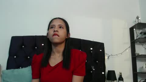 lizzy online show from December 28, 2024, 2:11 am