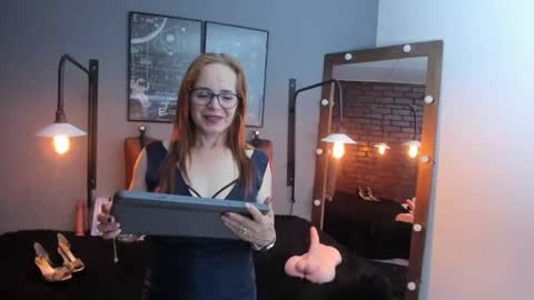 Snapshot of samantha_mature56 chatting on March 12, 2025, 10:59 am Sam online show from March 12, 2025, 10:59 am