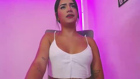 Salome Vargas online show from January 10, 2025, 5:37 am