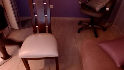 samantha_thompsoon online show from January 21, 2025, 12:07 pm