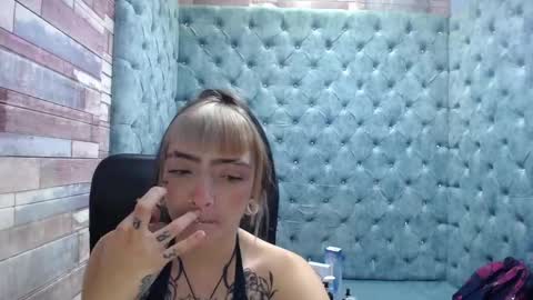 Samantha Smitth online show from September 21, 2025, 3:52 am