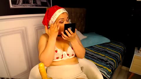 Samantha Anderson online show from December 15, 2024, 11:31 pm