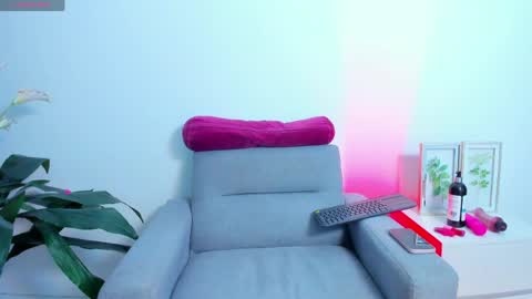 Samantha online show from April 15, 2026, 4:19 am