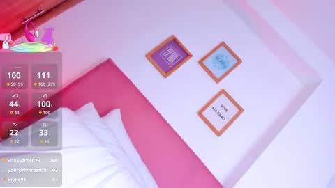 V A  N E S S A  online show from October 4, 2025, 10:41 pm