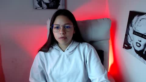 Snapshot of samantharoldan chatting on February 1, 2025, 2:24 pm Samantha online show from February 1, 2025, 2:24 pm