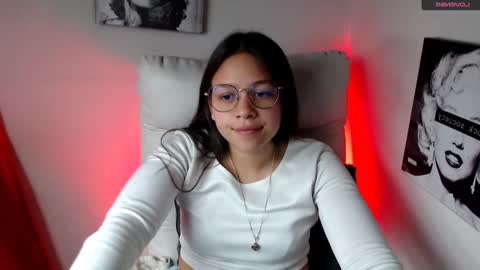 Snapshot of samantharoldan chatting on February 5, 2025, 7:53 pm Samantha online show from February 5, 2025, 7:53 pm