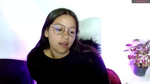 Snapshot of samantharoldan chatting on February 14, 2025, 8:59 pm Samantha online show from February 14, 2025, 8:59 pm