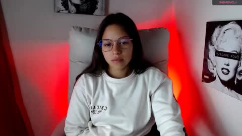Snapshot of samantharoldan chatting on March 5, 2025, 5:18 pm Samantha online show from March 5, 2025, 5:18 pm