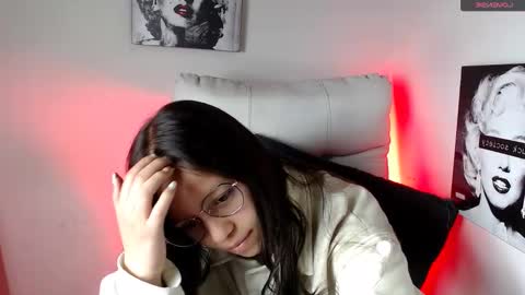 Snapshot of samantharoldan chatting on March 6, 2025, 3:45 pm Samantha online show from March 6, 2025, 3:45 pm