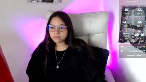 Snapshot of samantharoldan chatting on March 11, 2025, 4:07 pm Samantha online show from March 11, 2025, 4:07 pm