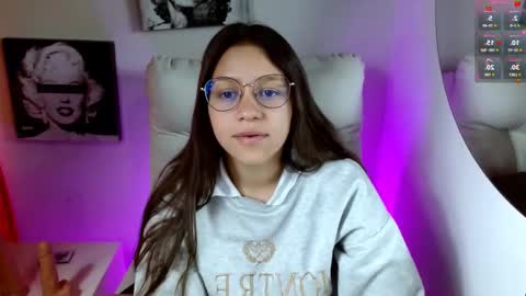 Snapshot of samantharoldan chatting on October 2, 2025, 2:57 pm Samantha online show from October 2, 2025, 2:57 pm