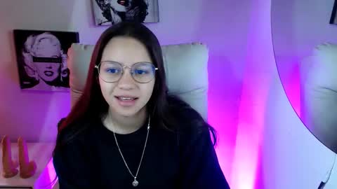Snapshot of samantharoldan chatting on October 13, 2025, 2:06 pm Samantha online show from October 13, 2025, 2:06 pm