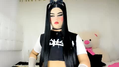 samanthax_xissadora1 online show from February 19, 2025, 6:10 pm