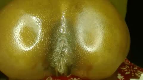 manth online show from October 5, 2025, 6:06 pm