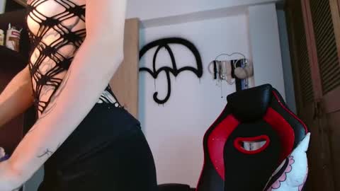 Snapshot of samantx chatting on February 27, 2025, 11:26 pm lil sam online show from February 27, 2025, 11:26 pm