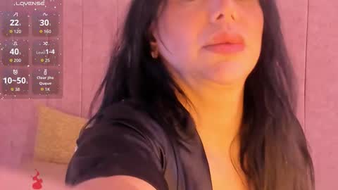 Snapshot of samara_alabi chatting on October 10, 2025, 12:26 pm Samara Benazir Alabi online show from October 10, 2025, 12:26 pm