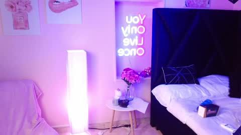 Samara online show from April 10, 2026, 9:08 pm