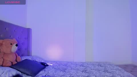 Samara is my name a pleasure delighted that you are here leave your thumb up it is important to me online show from February 15, 2026, 3:36 am