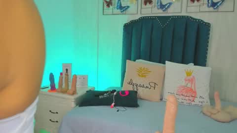 Snapshot of samara_warren chatting on October 11, 2025, 11:31 am Samara Warren online show from October 11, 2025, 11:31 am