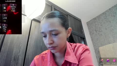 Sara  online show from February 8, 2025, 11:44 am