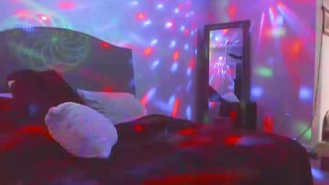 Yaya online show from March 30, 2026, 2:56 am