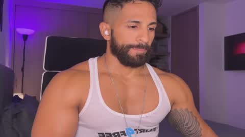 Sam Dornan online show from January 9, 2025, 6:36 pm