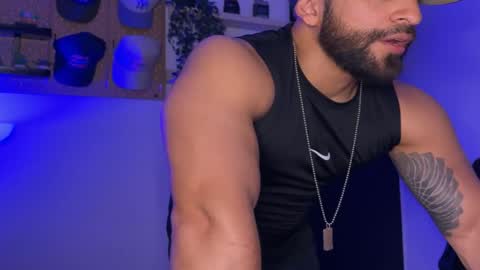 Sam Dornan online show from March 26, 2026, 1:33 am