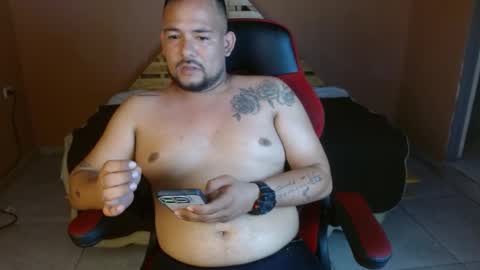 Snapshot of samdread chatting on February 13, 2026, 11:01 pm SAM DREAD online show from February 13, 2026, 11:01 pm