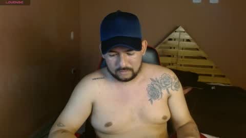 Snapshot of samdread chatting on March 4, 2026, 12:27 am SAM DREAD online show from March 4, 2026, 12:27 am