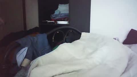 Samedisamedi1nouveau online show from March 2, 2025, 6:19 pm