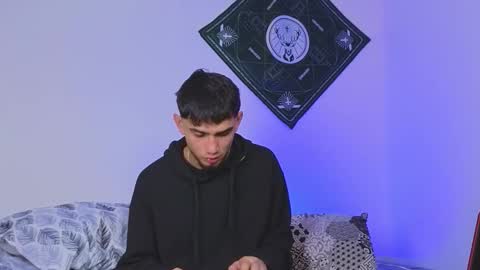 samevansx online show from October 21, 2025, 3:24 pm