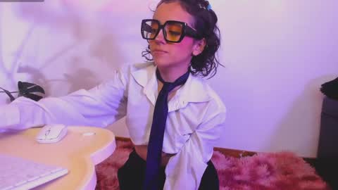 Sam    online show from December 6, 2024, 9:02 pm