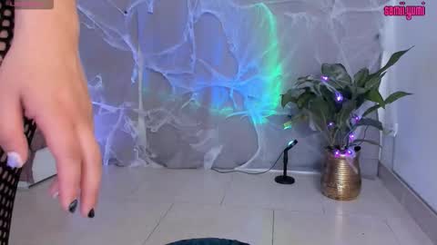 Sam    online show from October 16, 2025, 2:51 pm