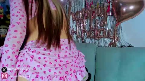 sammy devinne online show from April 13, 2026, 10:04 pm