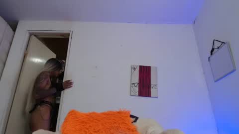 sammy_exotic online show from December 28, 2024, 2:43 am