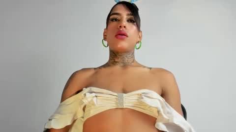 sammy_exotic online show from September 28, 2025, 4:07 am