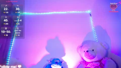 SAM  Independent Model    online show from December 19, 2024, 3:07 am