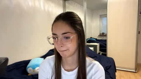 I am Sammy ntmuLets hit 10 Thumbs Up together online show from April 3, 2026, 3:59 am