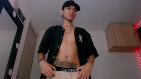   online show from December 10, 2024, 4:34 am