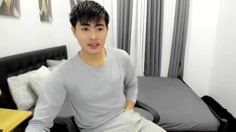 Sam online show from September 27, 2025, 12:43 pm