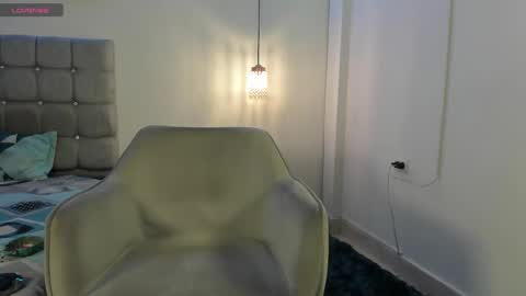 samxx_muscle online show from November 14, 2025, 2:05 pm